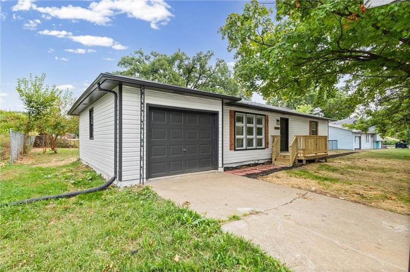 Woodland Dr, Columbia, MO 65202