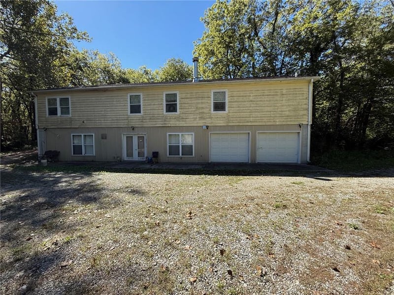 8888 Se Hwy 69 Hw, Cameron, MO 64429