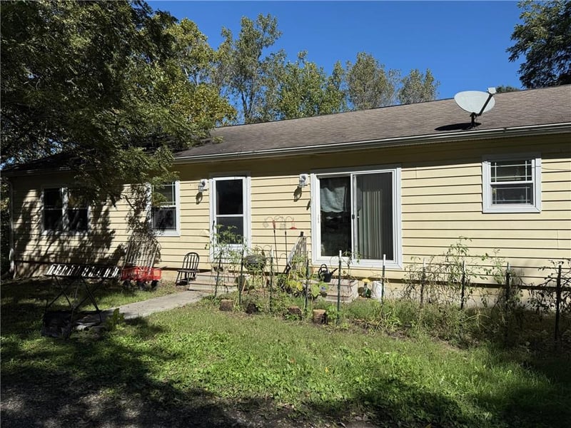 8888 Se Hwy 69 Hw, Cameron, MO 64429