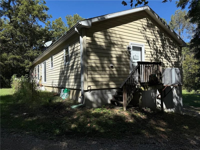 8888 Se Hwy 69 Hw, Cameron, MO 64429