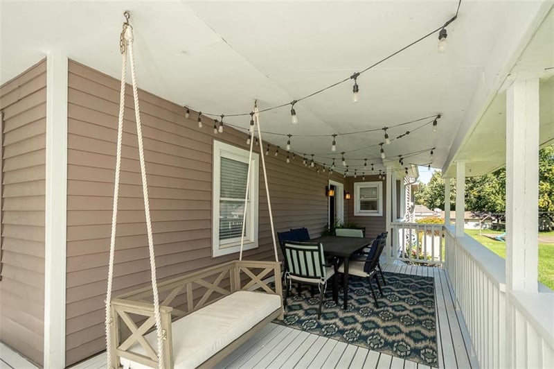 810 Francis St, Valley Falls, KS 66088