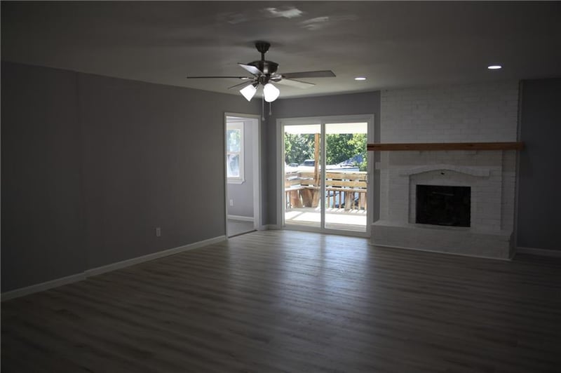 1101 SW 21st St, Blue Springs, MO 64015