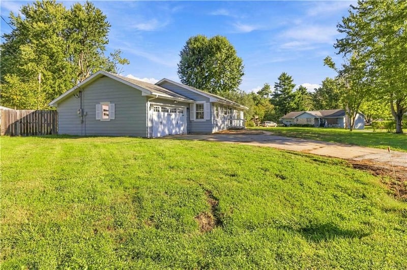 300 W Missouri Ave, Plattsburg, MO 64477