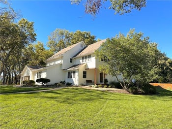 14926 S Caenen Ln, Olathe, KS 66062