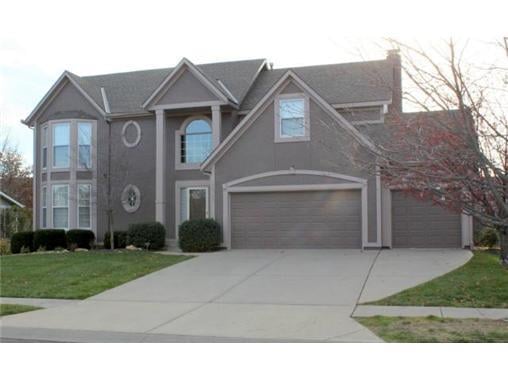 11923 W 131st Ter, Overland Park, KS 66213