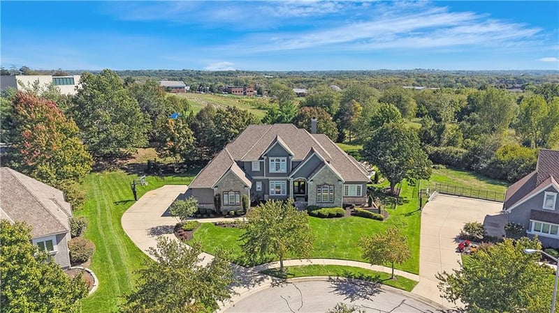 14121 Meadow Ln, Leawood, KS 66224