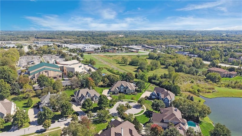14121 Meadow Ln, Leawood, KS 66224