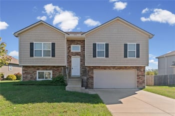 11035 N Jefferson St, Kansas City, MO 64155