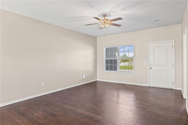 26169 W 141st Ter, Olathe, KS 66061