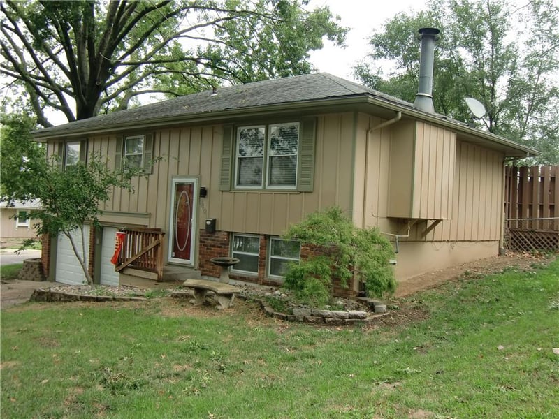 3401 S Ellison Way, Independence, MO 64055