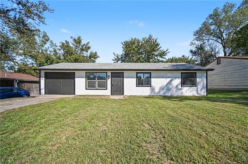 1830 SE 22nd St, Topeka, KS 66605