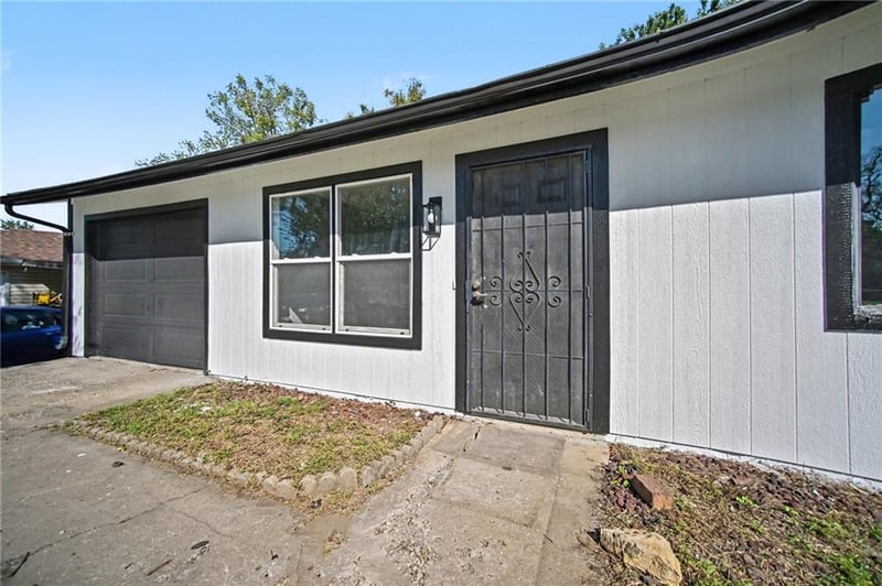 1830 SE 22nd St, Topeka, KS 66605