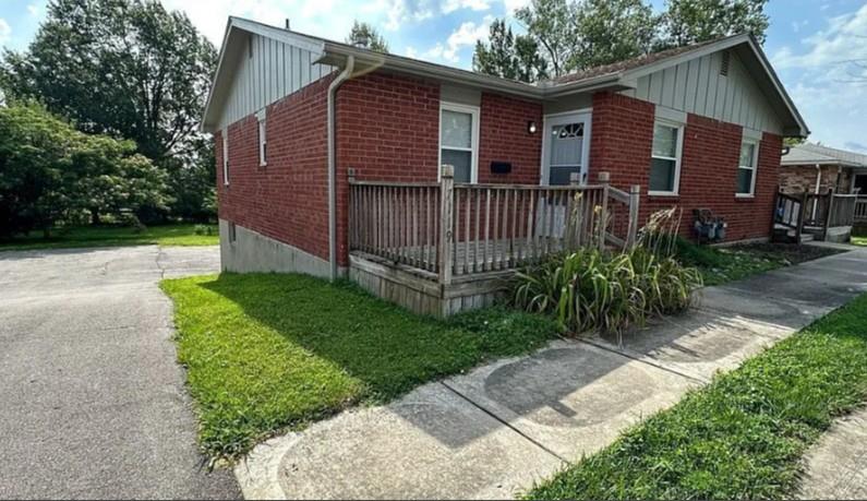 7117-7119 N Broadway St, Gladstone, MO 64118