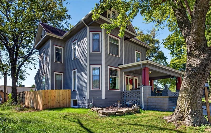 1818 Clark Ave, Parsons, KS 67357