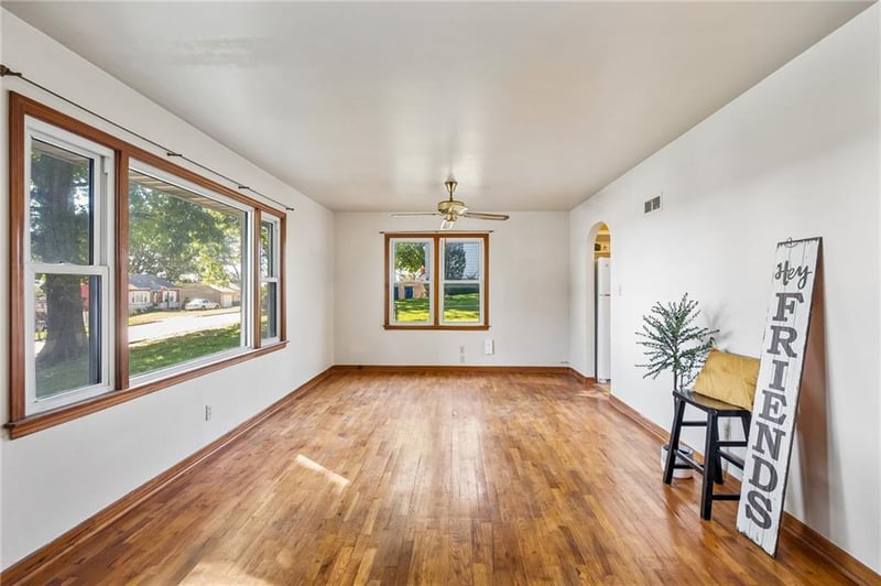 1024 Orchard Ave, Liberty, MO 64068