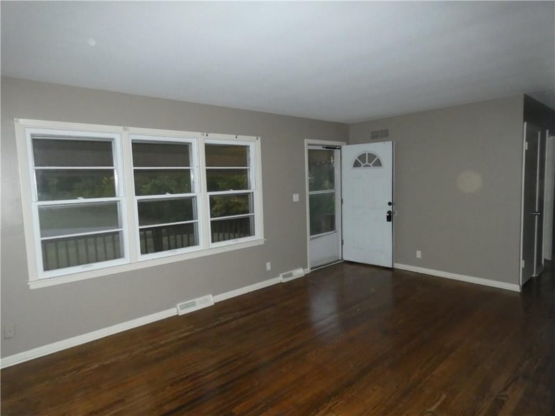 4801 NW 61st St, Kansas City, MO 64151