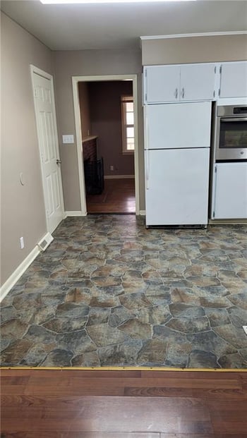 4801 NW 61st St, Kansas City, MO 64151