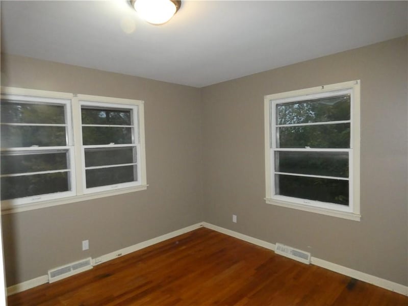 4801 NW 61st St, Kansas City, MO 64151