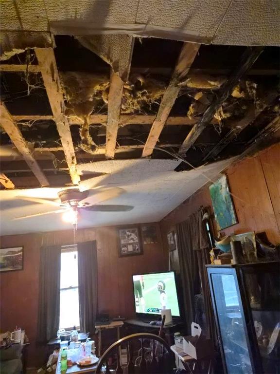 111 S Oak St, Ottawa, KS 66067