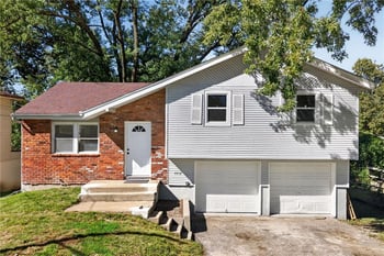 4412 N Olive St, Kansas City, MO 64116