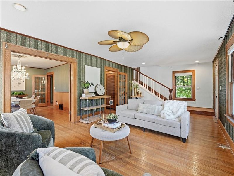 200 SW Madison St, Lee's Summit, MO 64063