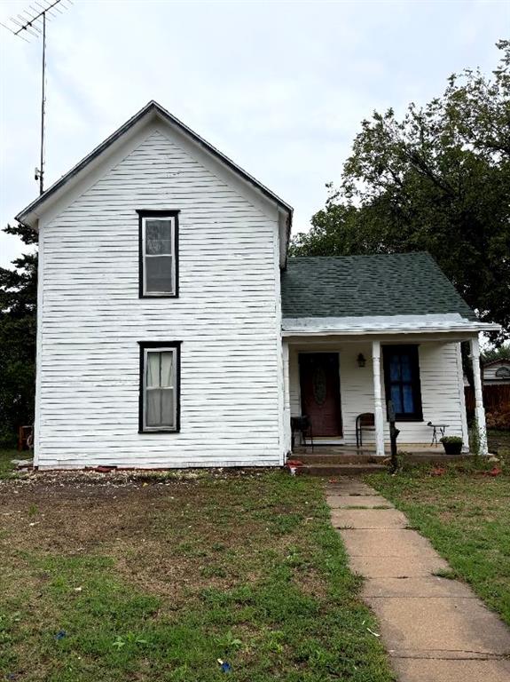 306 E 3rd St, Other, KS 67526