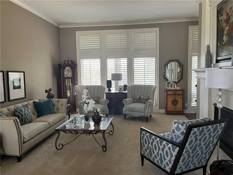 6105 W 147th St W, Overland Park, KS 66223