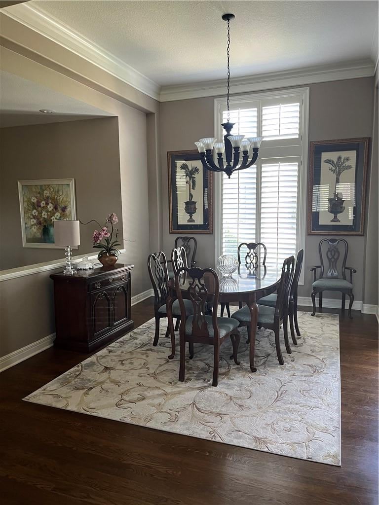 6105 W 147th St W, Overland Park, KS 66223