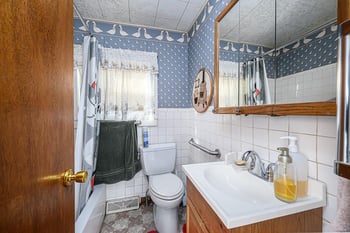 Tauromee Ave, Kansas City, KS 66101