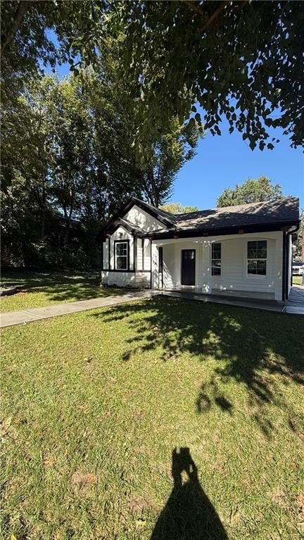 614 Spruce St, Leavenworth, KS 66048