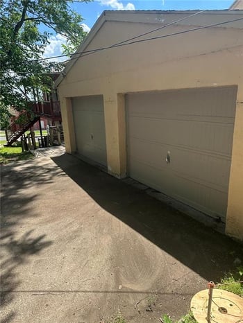 415 S 9th St, St Joseph, MO 64501