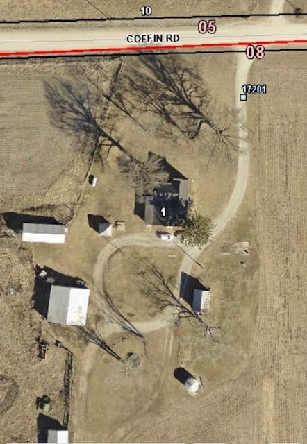 17201 Coffin Rd, Leavenworth, KS 66048