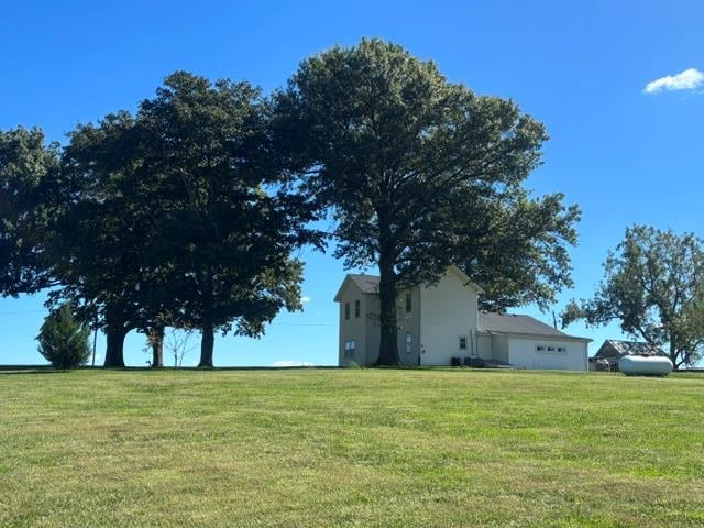 17201 Coffin Rd, Leavenworth, KS 66048