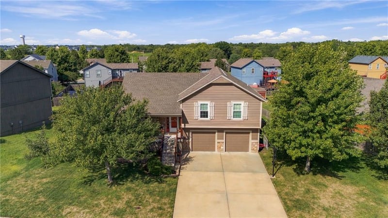 16749 Ingalls St, Gardner, KS 66030