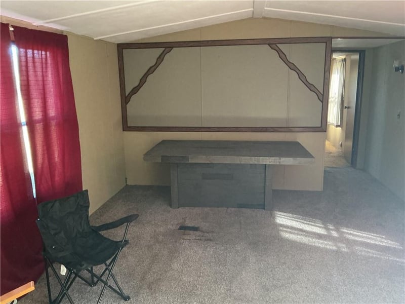 2125 Riley Rd, Ottawa, KS 66067