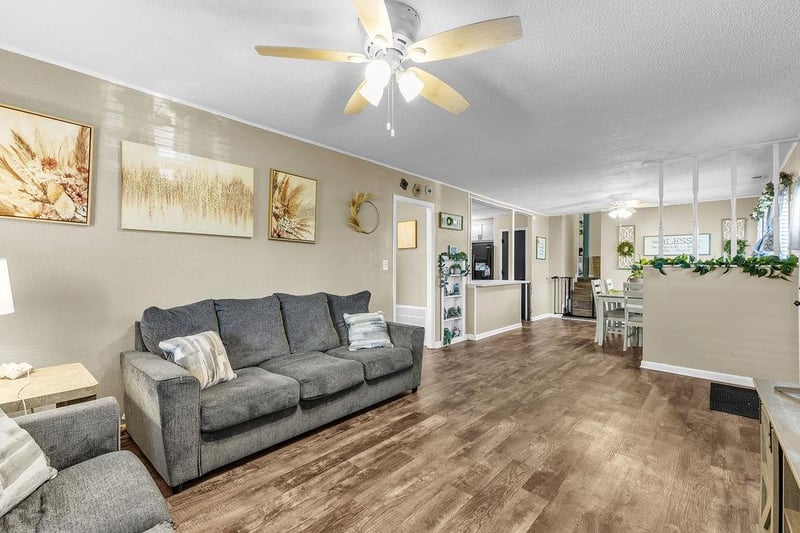 2308 Sycamore Ct, St Joseph, MO 64503
