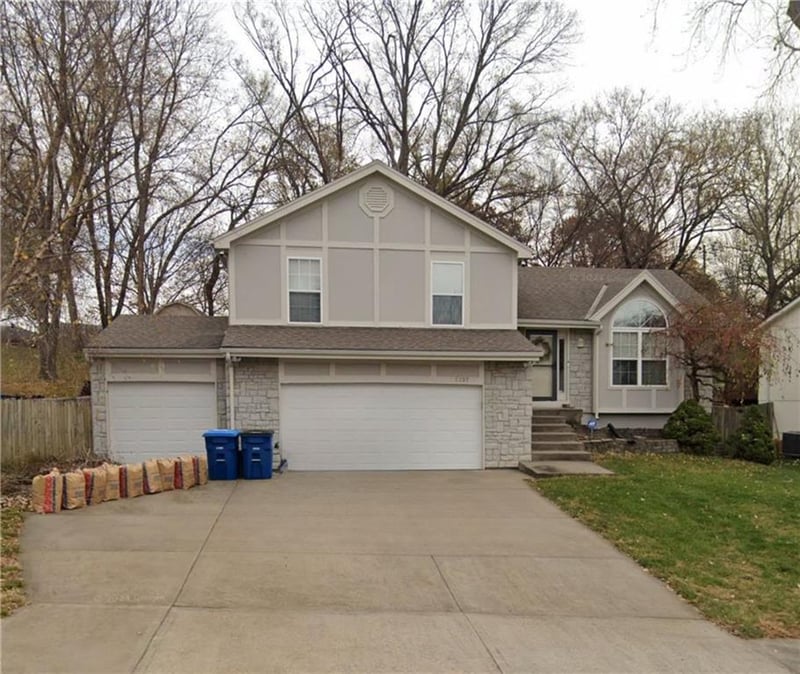 5137 N Pennsylvania St, Kansas City, MO 64118