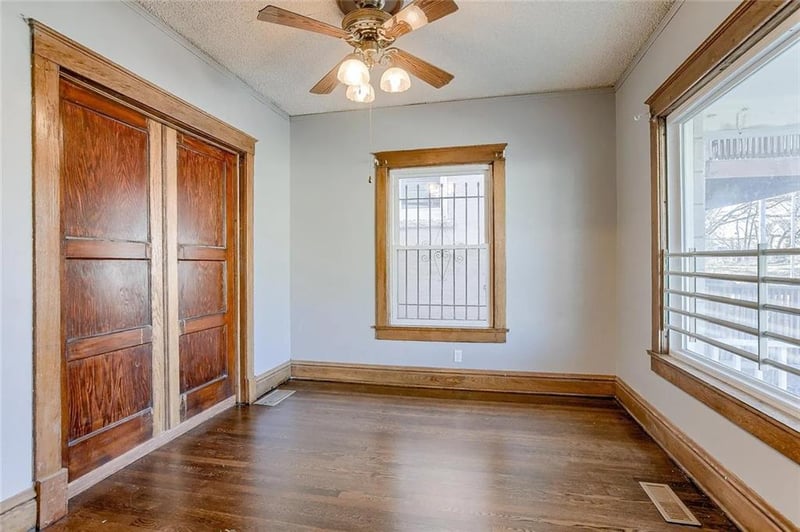 2325 Park Ave, Kansas City, MO 64127