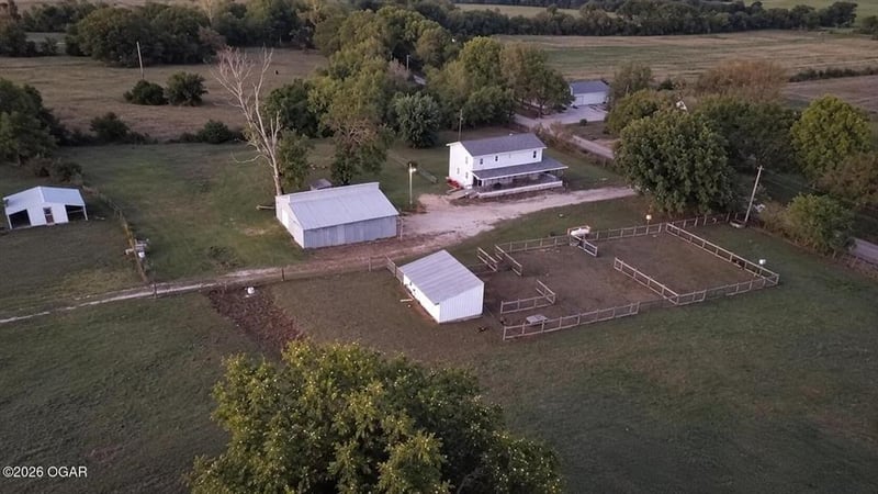 7410 SW 10th N/A, Columbus, KS 66725