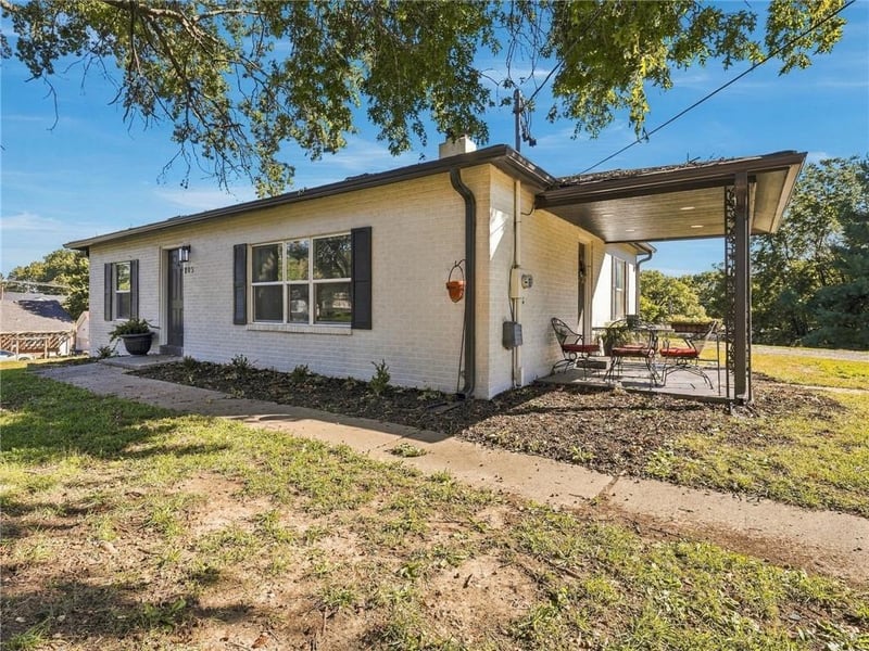 103 Clark St, Richmond, MO 64085