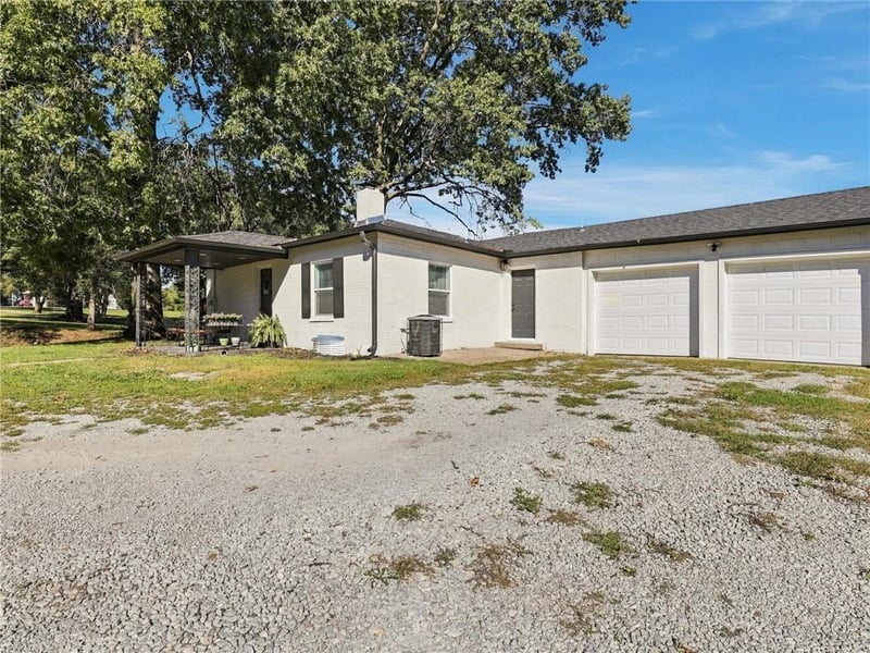 103 Clark St, Richmond, MO 64085