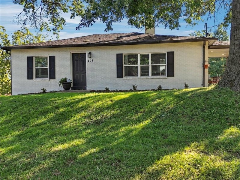 103 Clark St, Richmond, MO 64085