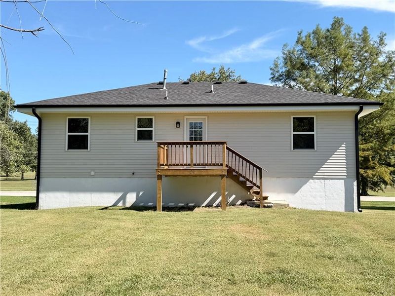 818 S High St, Butler, MO 64730