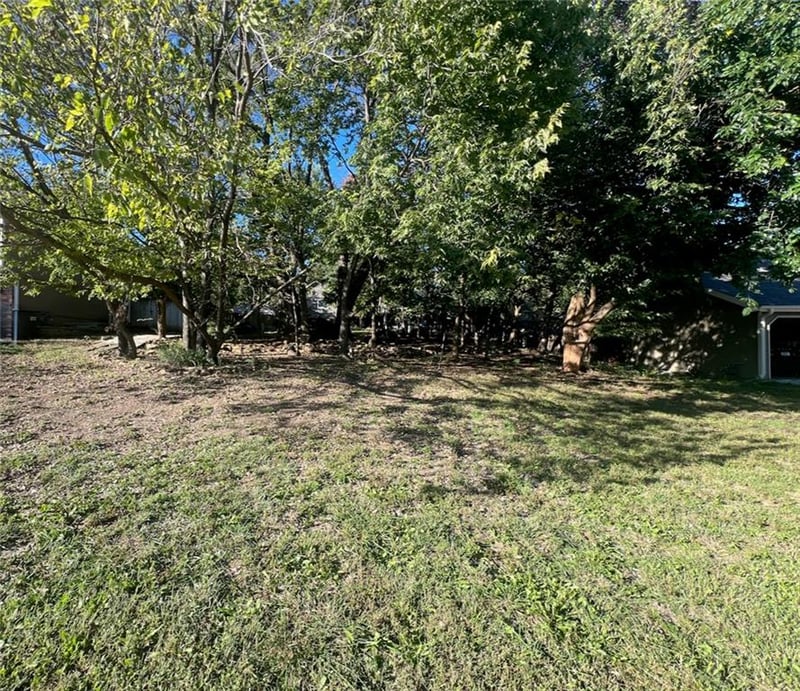 4800 W 25th St, Lawrence, KS 66047