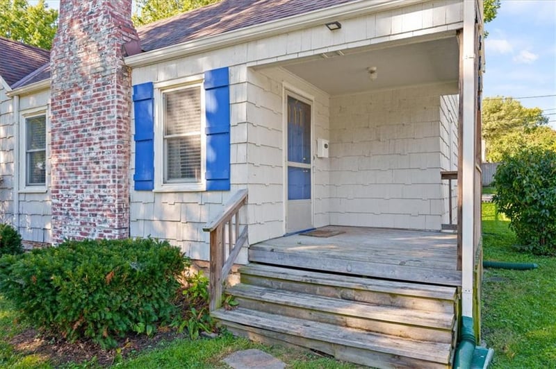 5600 Maple St, Mission, KS 66202