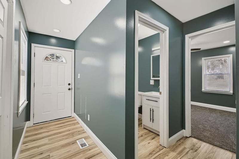 411 S 25th St, St Joseph, MO 64501
