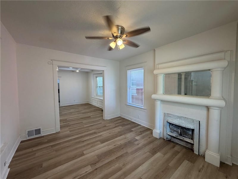 5026 E 7th St, Kansas City, MO 64124