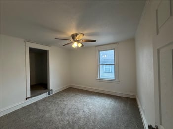 5026 E 7th St, Kansas City, MO 64124