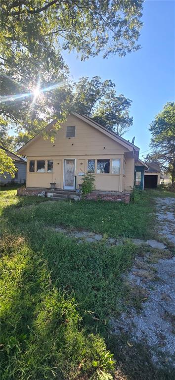 923 N Oak N/A, Nevada, MO 64772