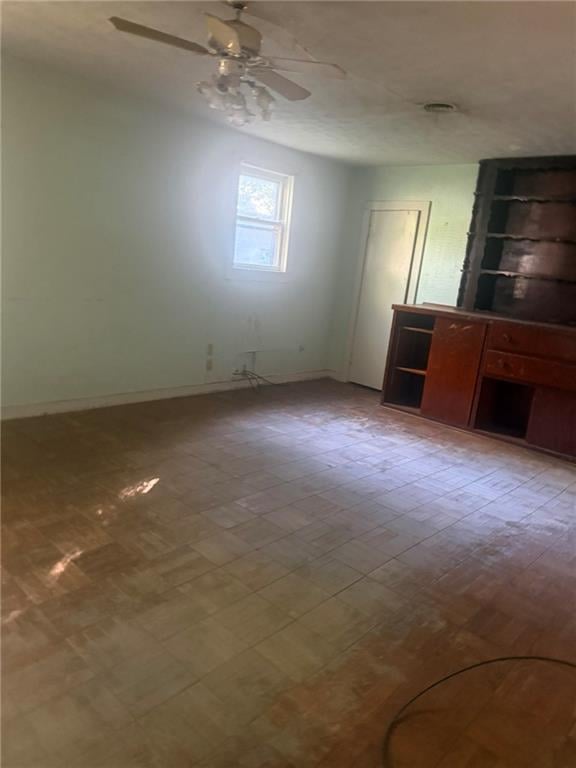 923 N Oak N/A, Nevada, MO 64772